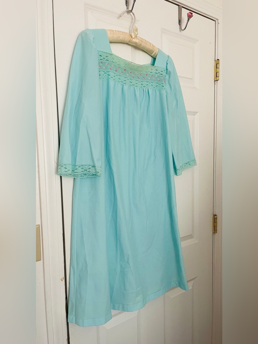 Vanity Fair Cinderella Blue Mint Green Lace-Trim Midi Night Dress 👗 Nightgown